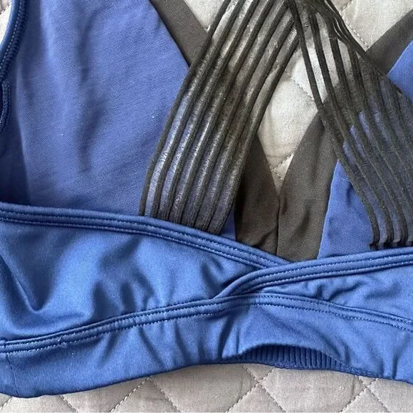 VS Sport Blue and Black V-Neck Sports Bra Size XS - Picture 6 of 9